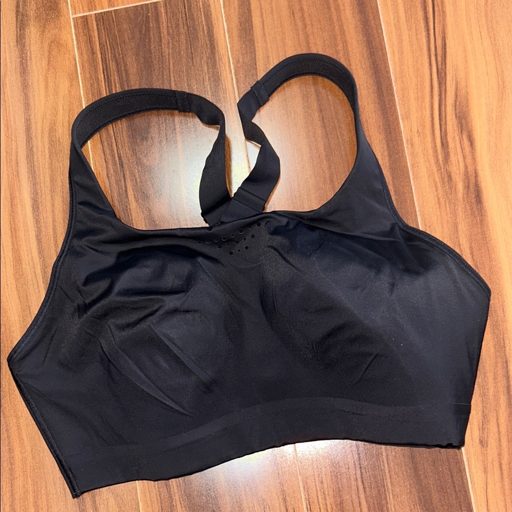 34DD Athleta sports bra black
